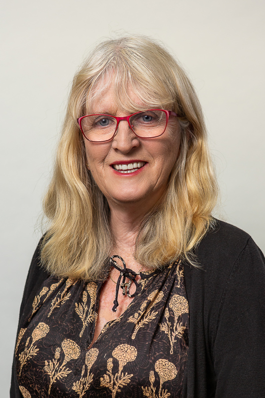  Margaret Leech photo