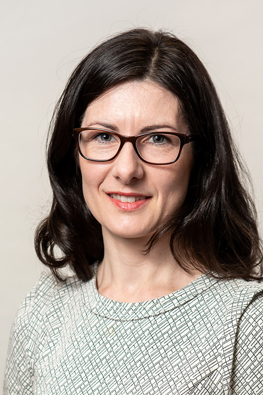  Philippa Darlow photo